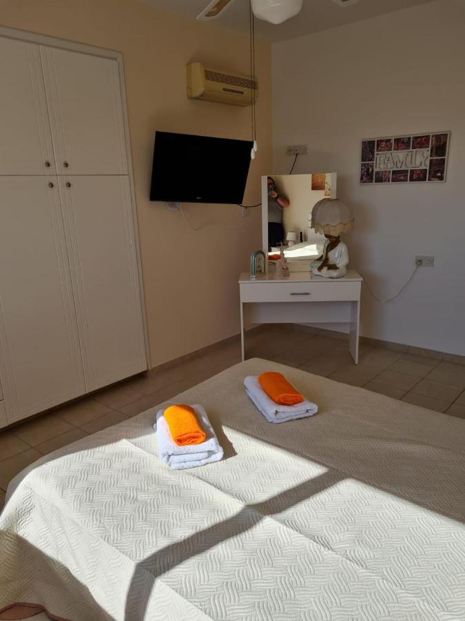 Stay Ocean Apartment Paphos Exterior photo